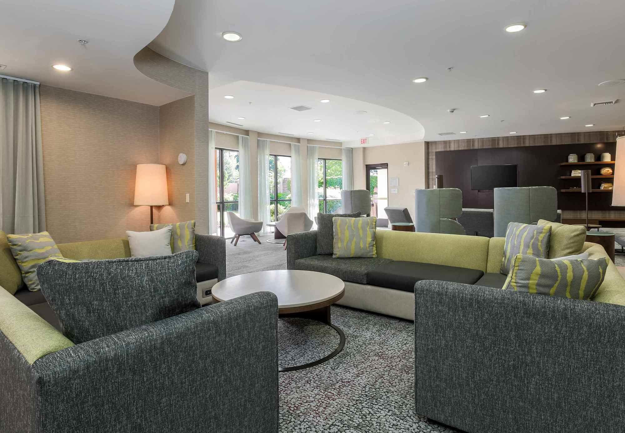 Courtyard By Marriott Roseville Galleria Mall/Creekside Ridge Drive מראה חיצוני תמונה
