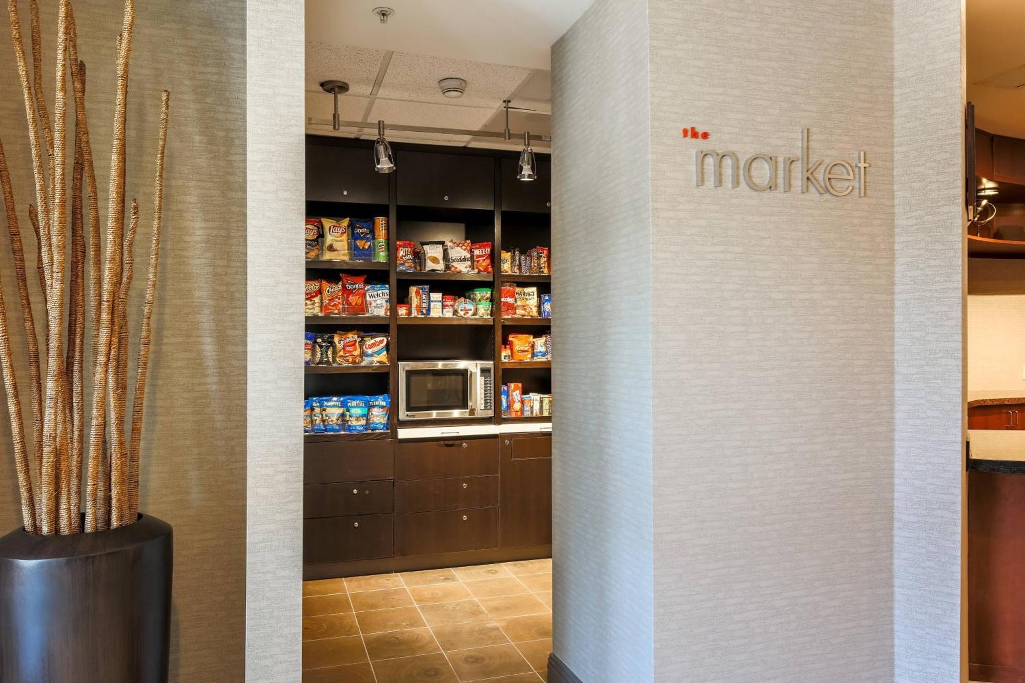 Courtyard By Marriott Roseville Galleria Mall/Creekside Ridge Drive מראה חיצוני תמונה