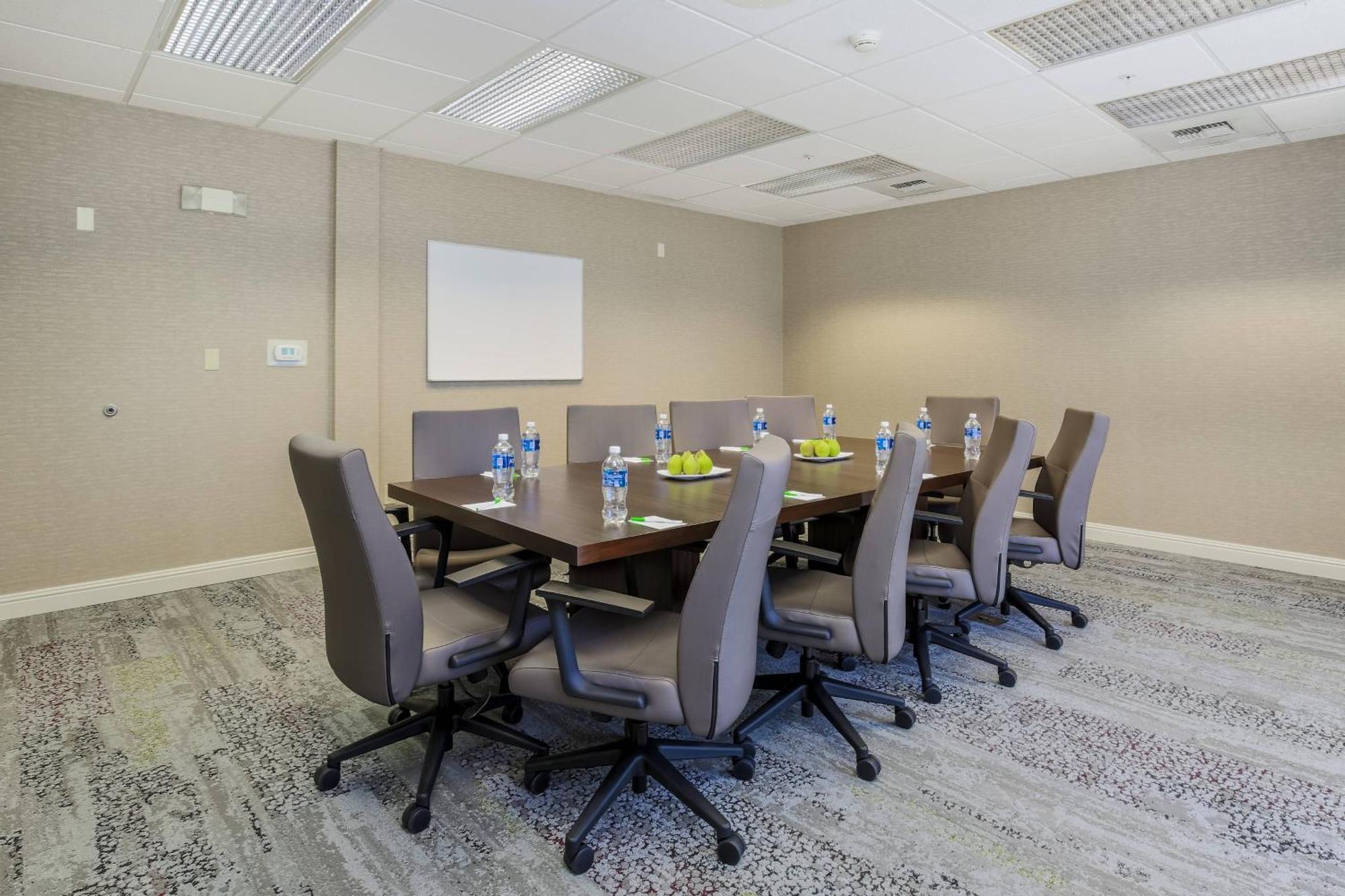 Courtyard By Marriott Roseville Galleria Mall/Creekside Ridge Drive מראה חיצוני תמונה