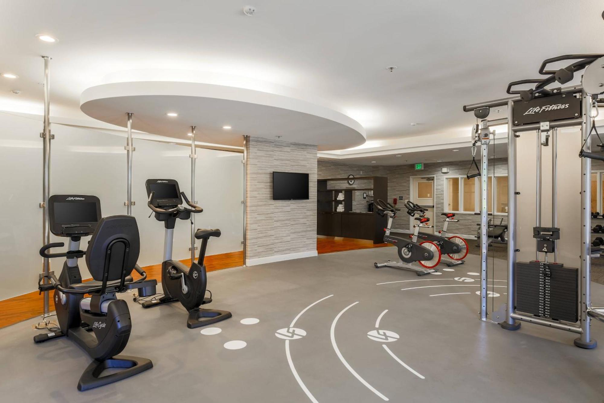 Courtyard By Marriott Roseville Galleria Mall/Creekside Ridge Drive מראה חיצוני תמונה
